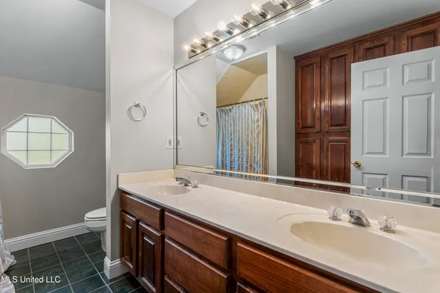 $450,000 | 2013 Rue Ulysse, Biloxi, MS 39531