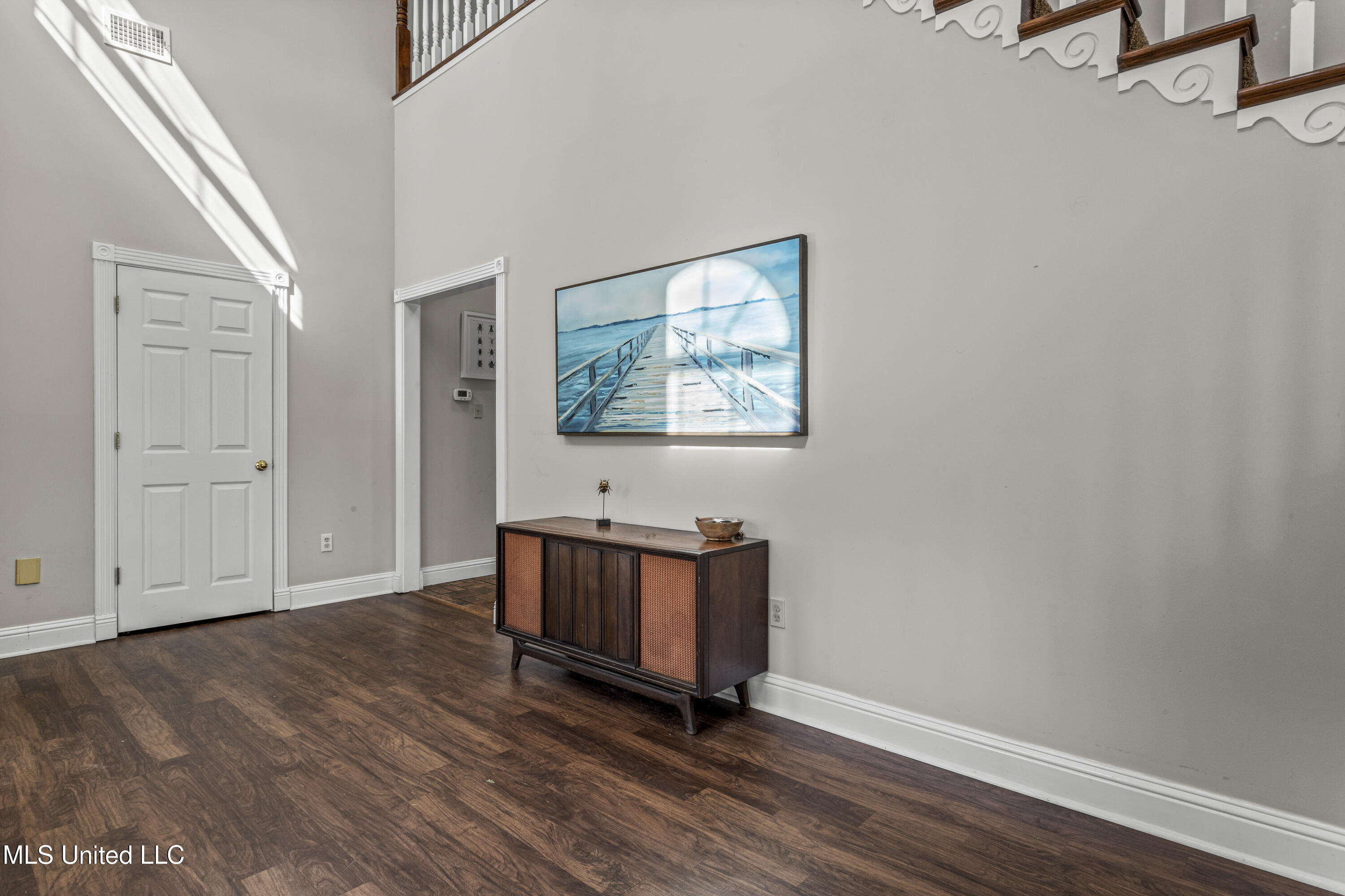 2013 Rue Ulysse Biloxi, MS 39531 - Photo 4 of 35 004