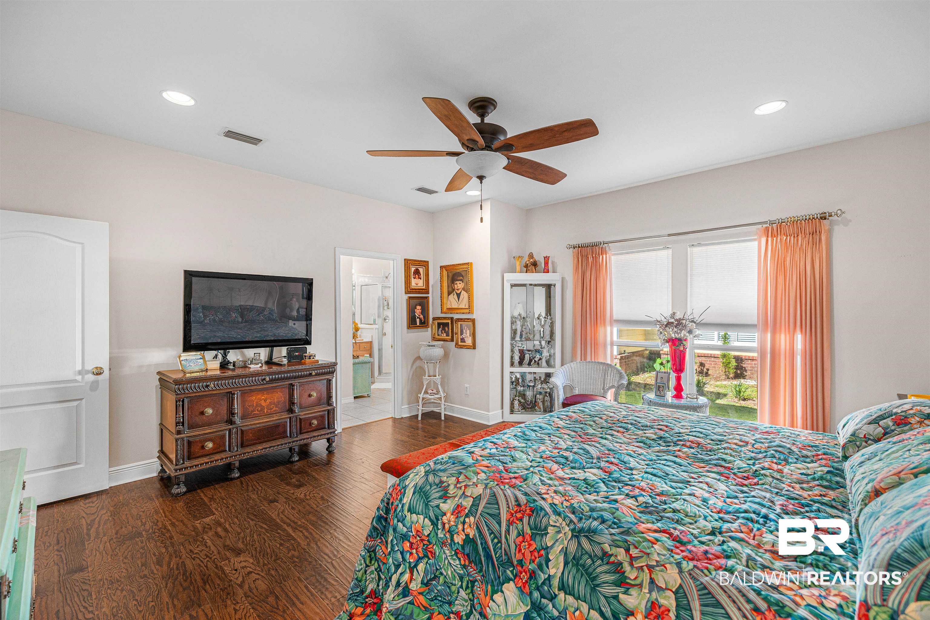 10471 Emmanuel Street Daphne, AL 36526 - Photo 16 of 31 Primary Bedroom