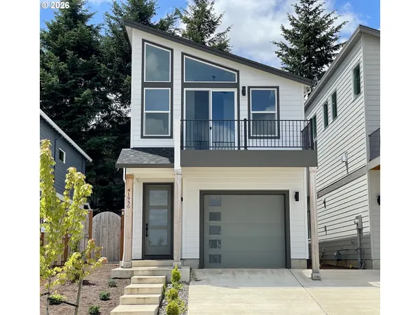 $450,000 | 41930 Deschutes Avenue, Sandy, OR 97055