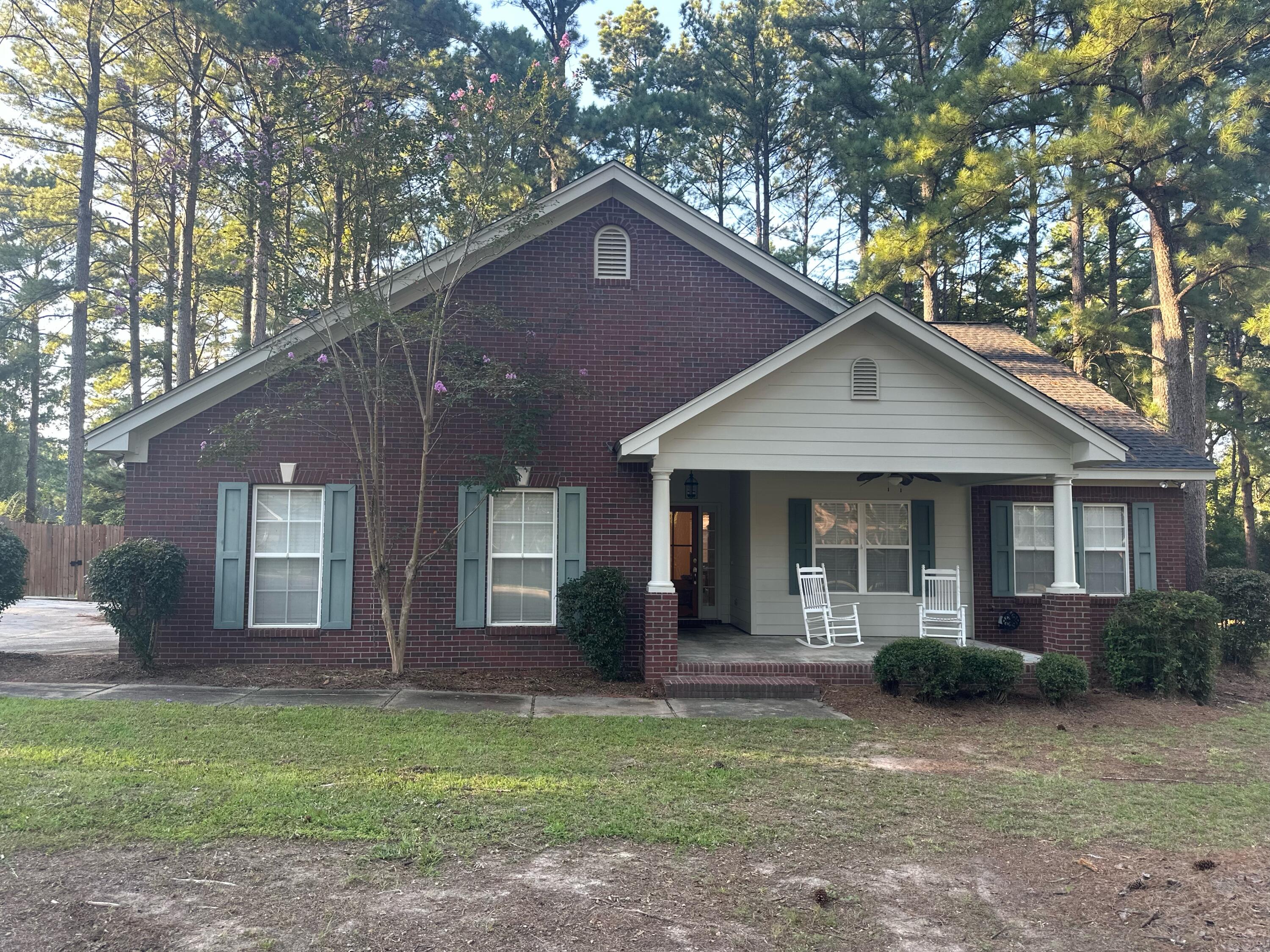 112 Red Roan Road Hattiesburg, MS 39402 - Photo 1 of 1 Front view