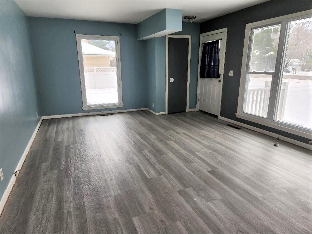 1442 Long Rapids Road Alpena, MI 49707 - Photo 5 of 16 Gallery Image 5