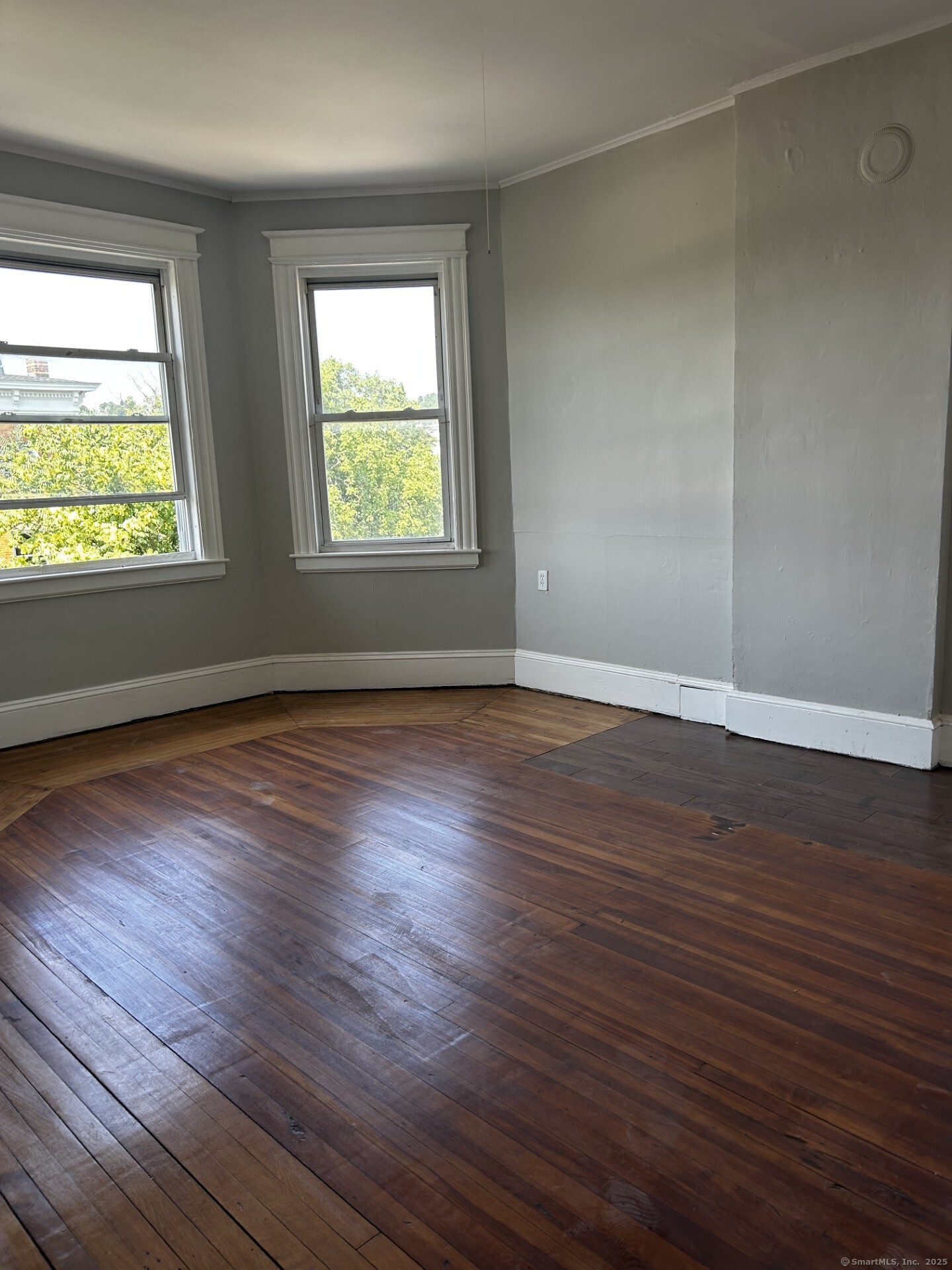 155 Washington Street, Unit 8 New Britain, CT 06051 - Photo 5 of 6