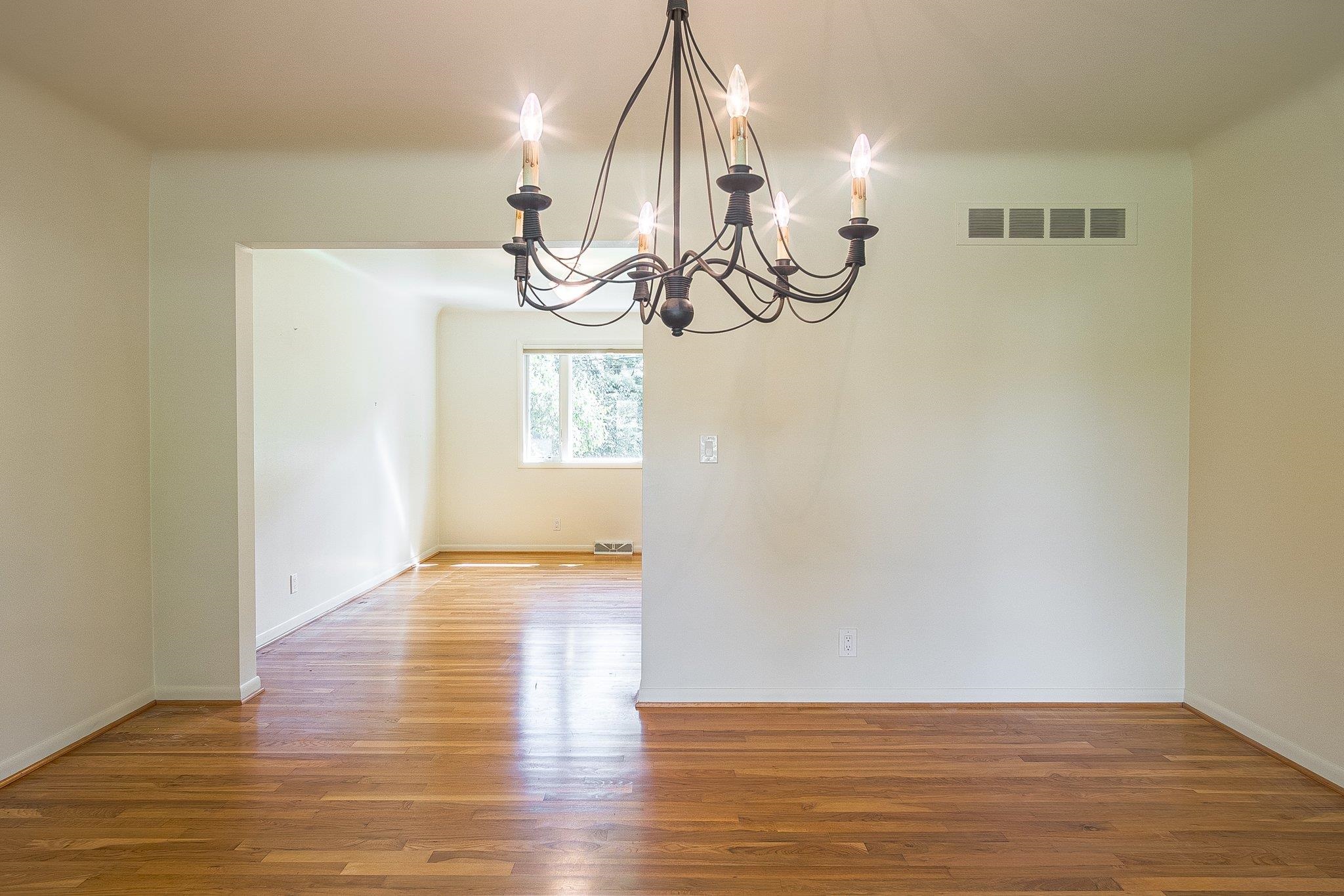 1136 Brewster Road Rochester Hills, MI 48306 - Photo 10 of 45