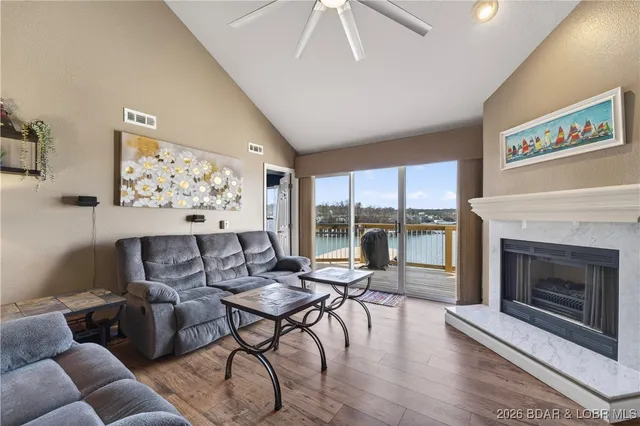 $365,000 | 1481 Ledges Drive, Unit 943, Osage Beach, MO 65065