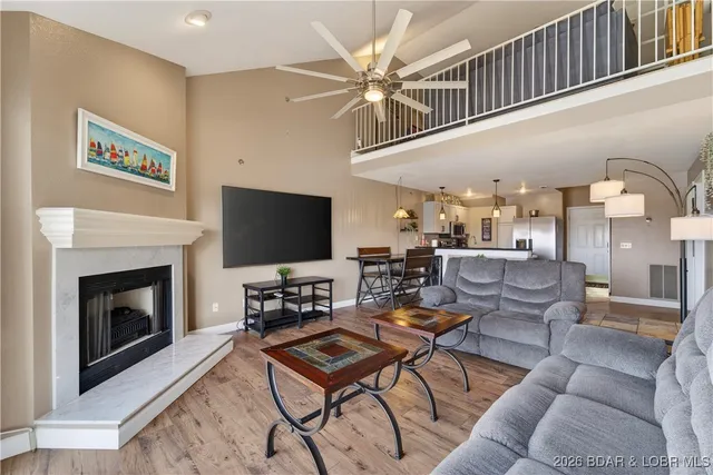 $365,000 | 1481 Ledges Drive, Unit 943, Osage Beach, MO 65065
