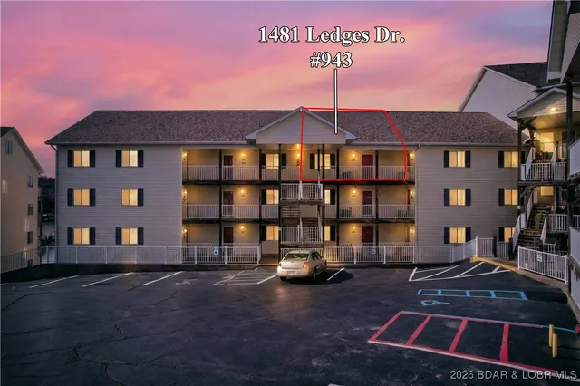 $365,000 | 1481 Ledges Drive, Unit 943, Osage Beach, MO 65065