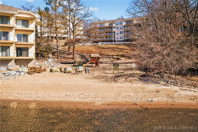 $365,000 | 1481 Ledges Drive, Unit 943, Osage Beach, MO 65065