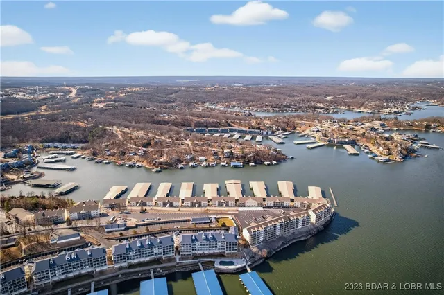 $365,000 | 1481 Ledges Drive, Unit 943, Osage Beach, MO 65065
