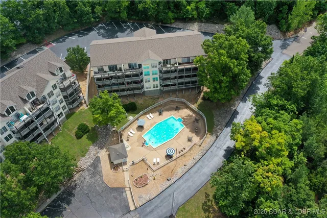 $365,000 | 1481 Ledges Drive, Unit 943, Osage Beach, MO 65065