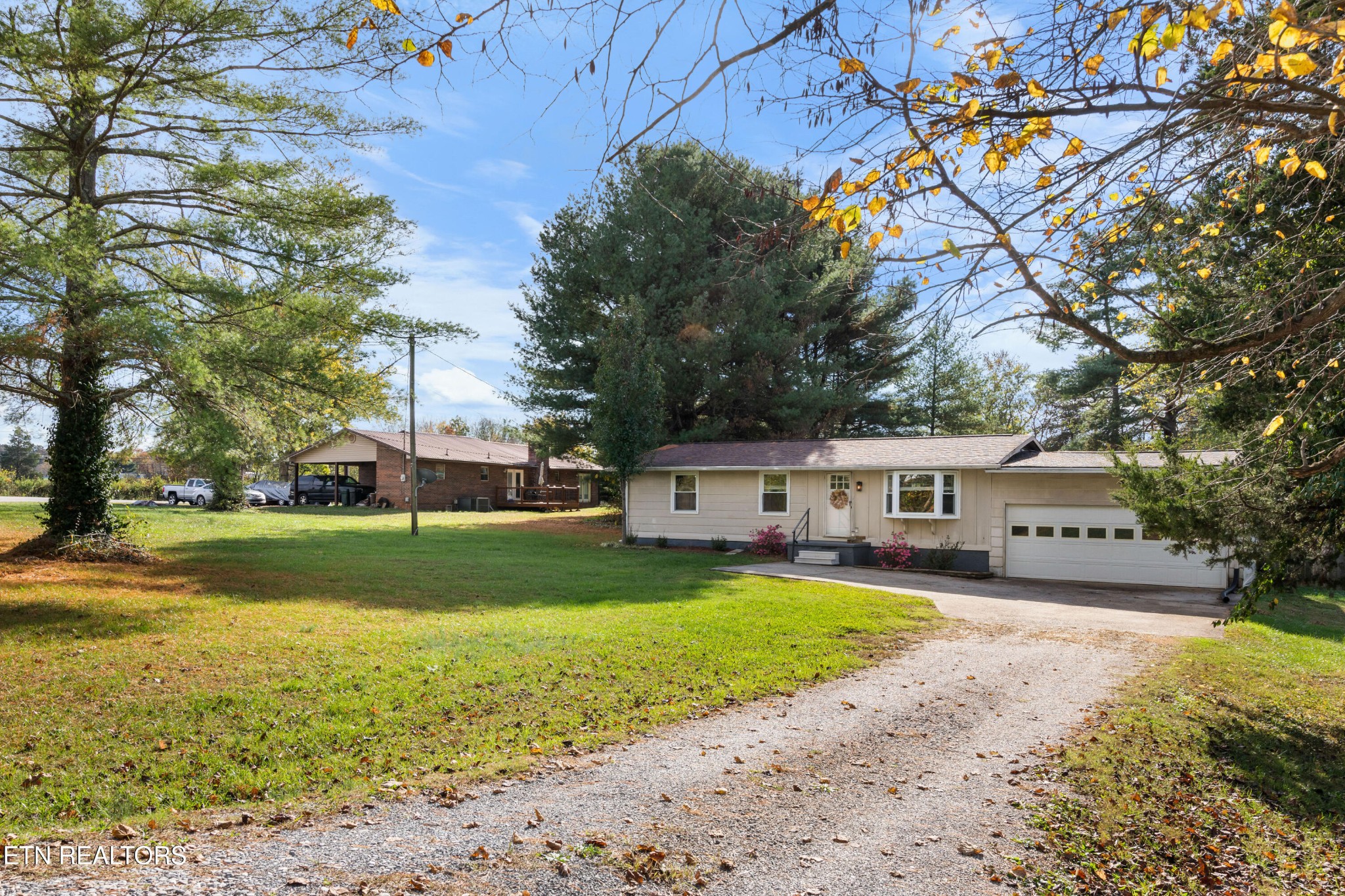 2229 Grey Ridge Road Maryville, TN 37801 - Photo 3 of 20 Gallery Image 3