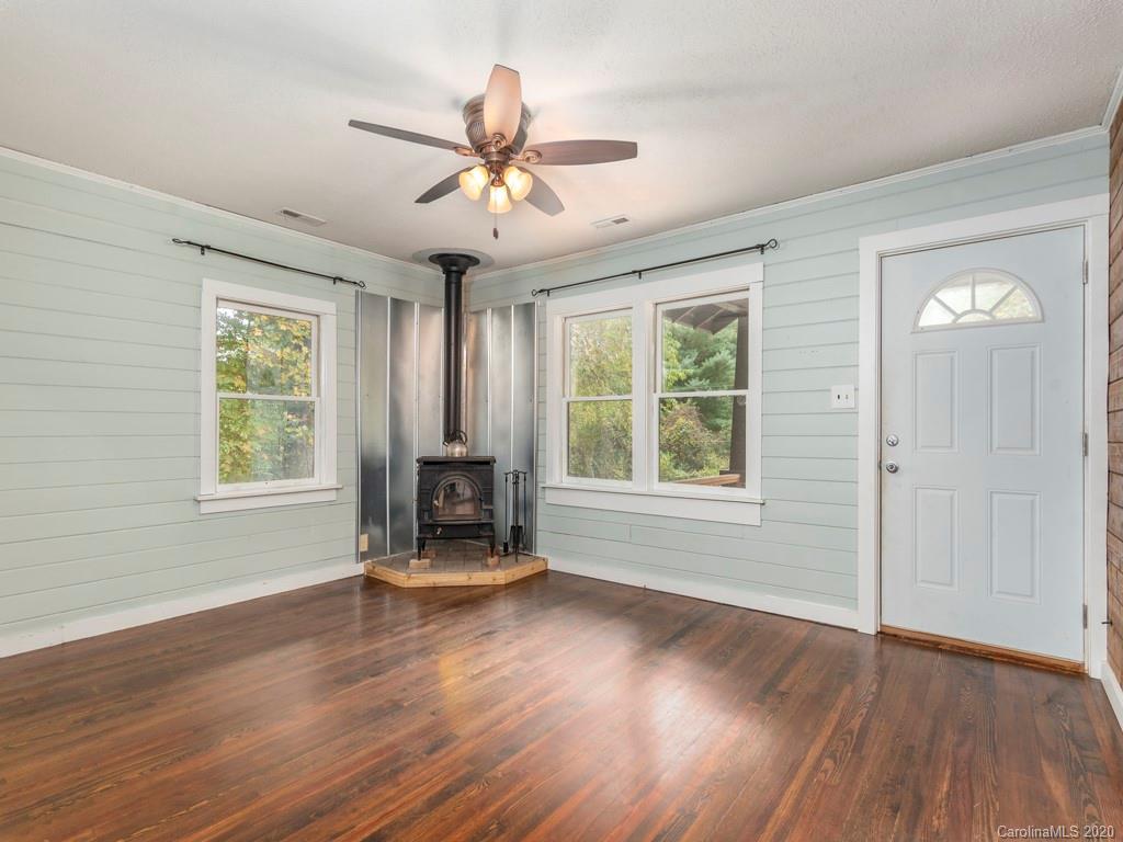 152 Mills Branch Road Sylva, NC 28779 - Photo 4 of 19 Gallery Image 4