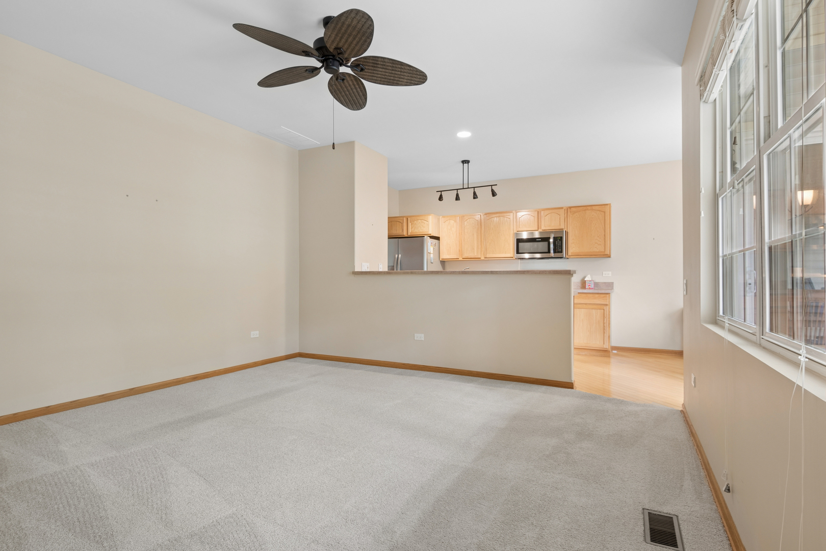 12297 Quail Ridge Drive Huntley, IL 60142 - Photo 9 of 20