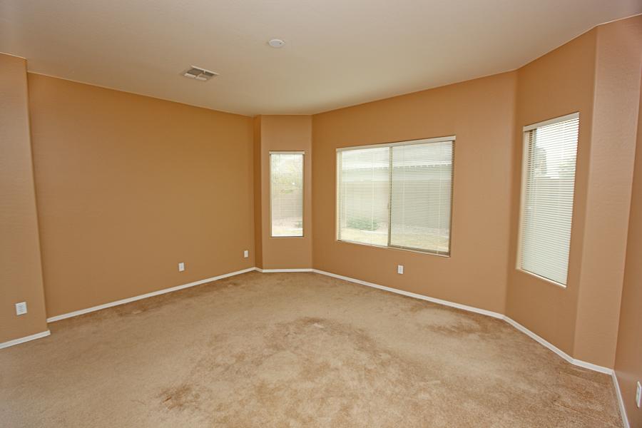 7347 West Millerton Way Florence, AZ 85132 - Photo 6 of 11 7347 W Millerton Way-Master Bedroom 1