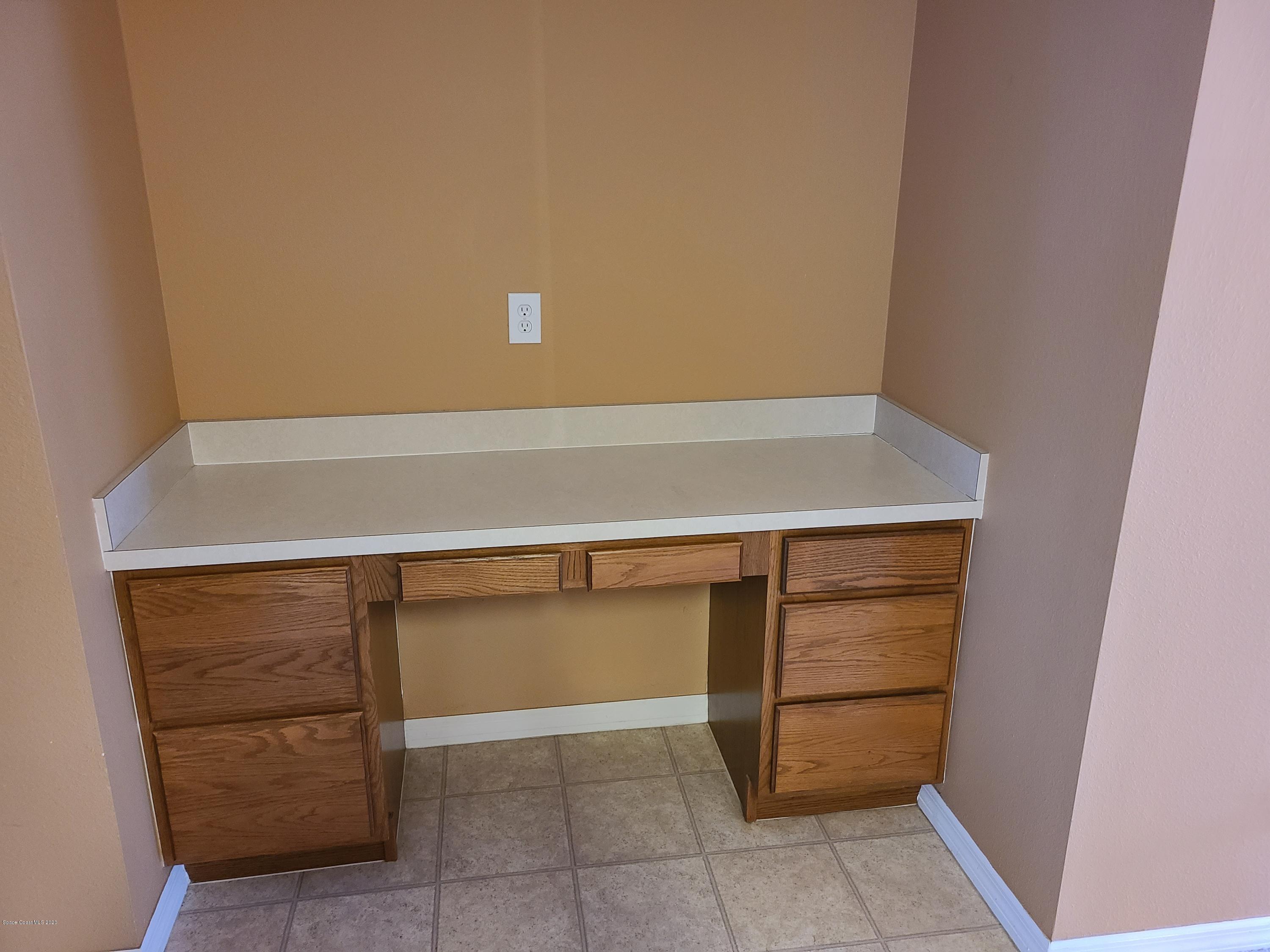 986 Riviera Point Drive Rockledge, FL 32955 - Photo 8 of 18 20201102_102734