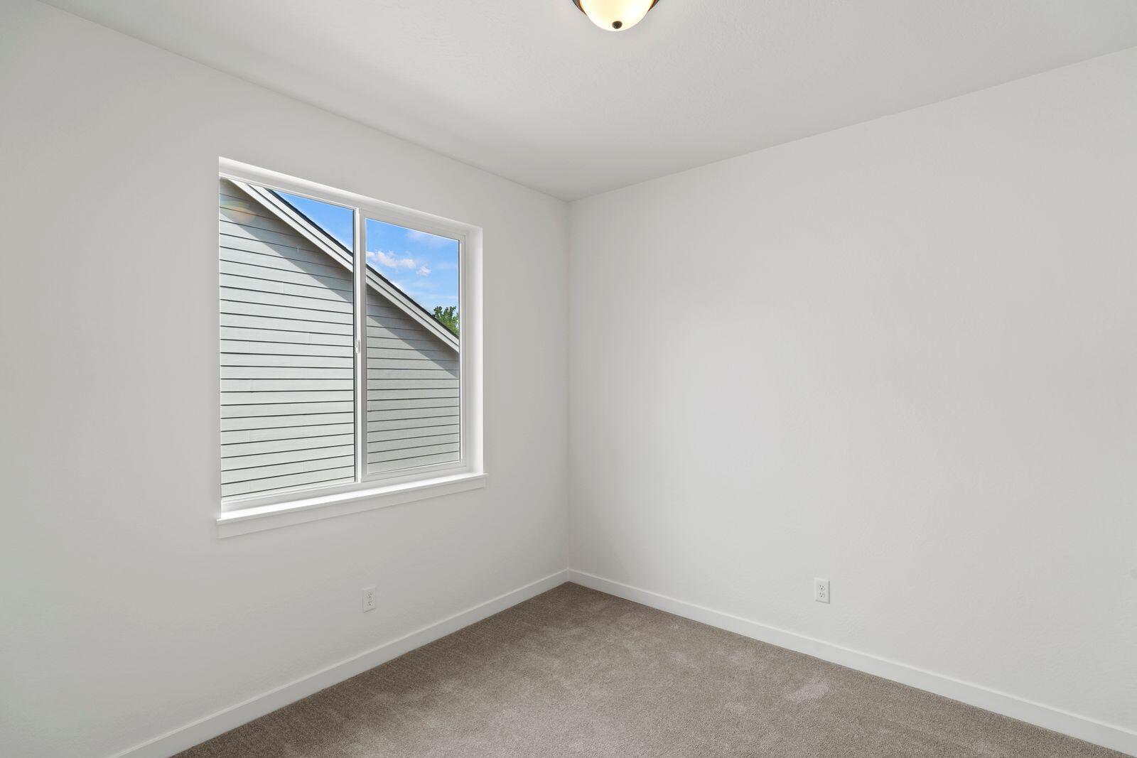 1134 Pumpkin Ridge, Unit 337 Eagle Point, OR 97524 - Photo 20 of 32 18