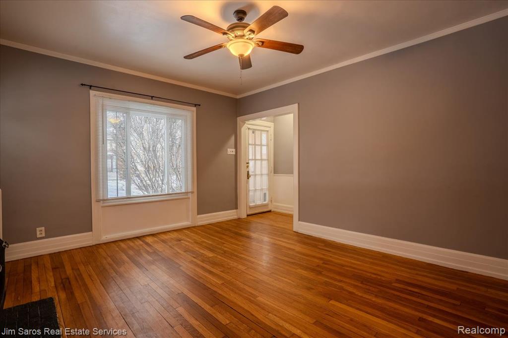 913 Alter Road Detroit, MI 48215 - Photo 4 of 15