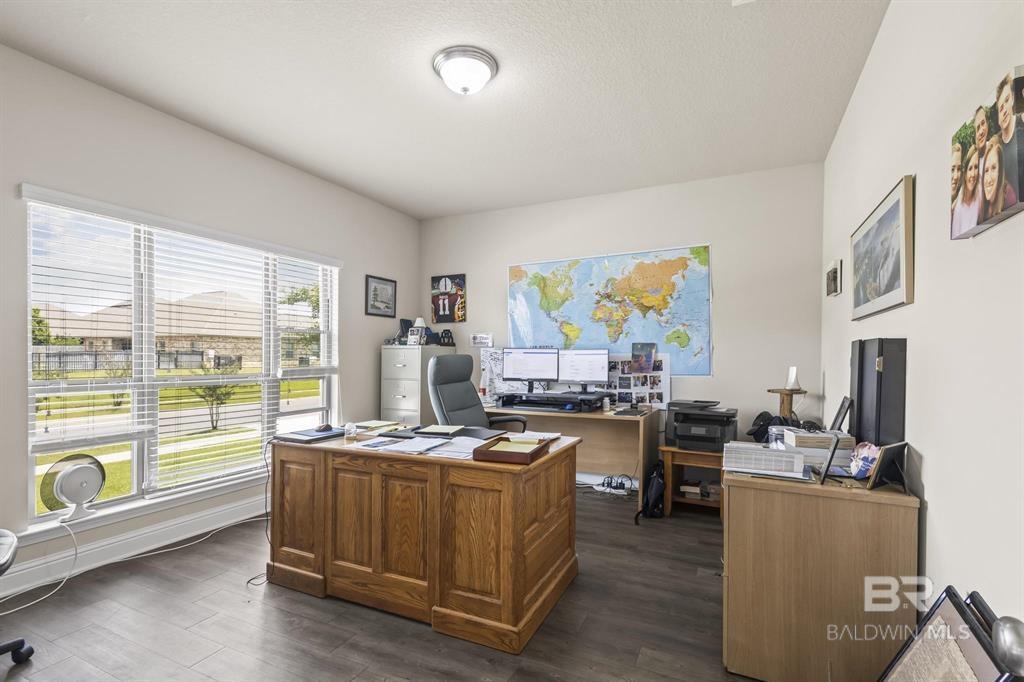 269 Silo Loop Fairhope, AL 36532 - Photo 7 of 17 Office