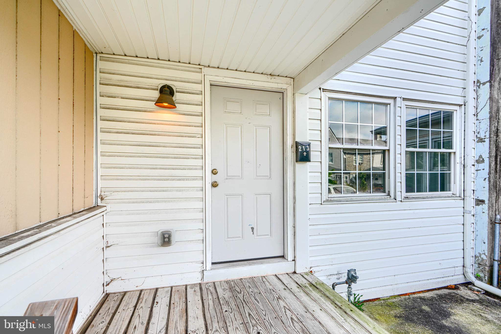 213 Colgate Avenue Baltimore, MD 21222 - Photo 2 of 24 a view of a back yard of the house