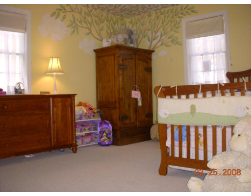 214 Chapin Road Hudson, MA 01749 - Photo 13 of 19 Gallery Image 13