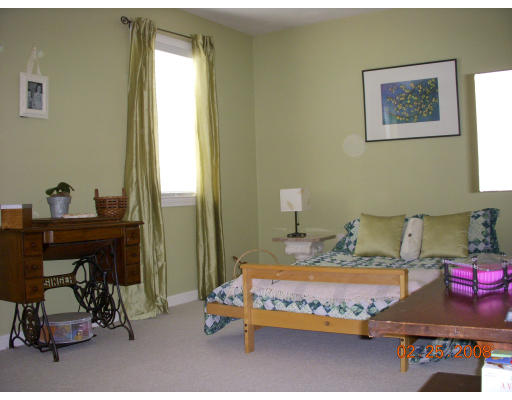 214 Chapin Road Hudson, MA 01749 - Photo 14 of 19 Gallery Image 14