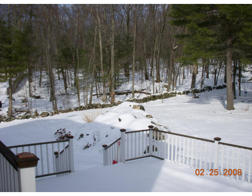 214 Chapin Road Hudson, MA 01749 - Photo 18 of 19 Gallery Image 18