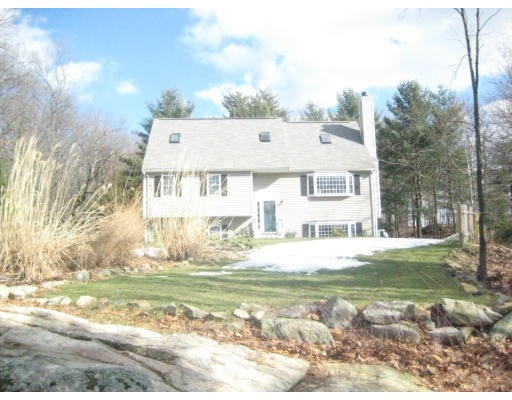 214 Chapin Road Hudson, MA 01749 - Photo 2 of 19 Gallery Image 2