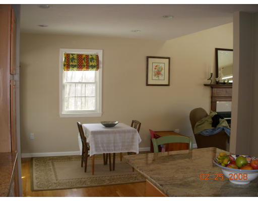 214 Chapin Road Hudson, MA 01749 - Photo 6 of 19 Gallery Image 6