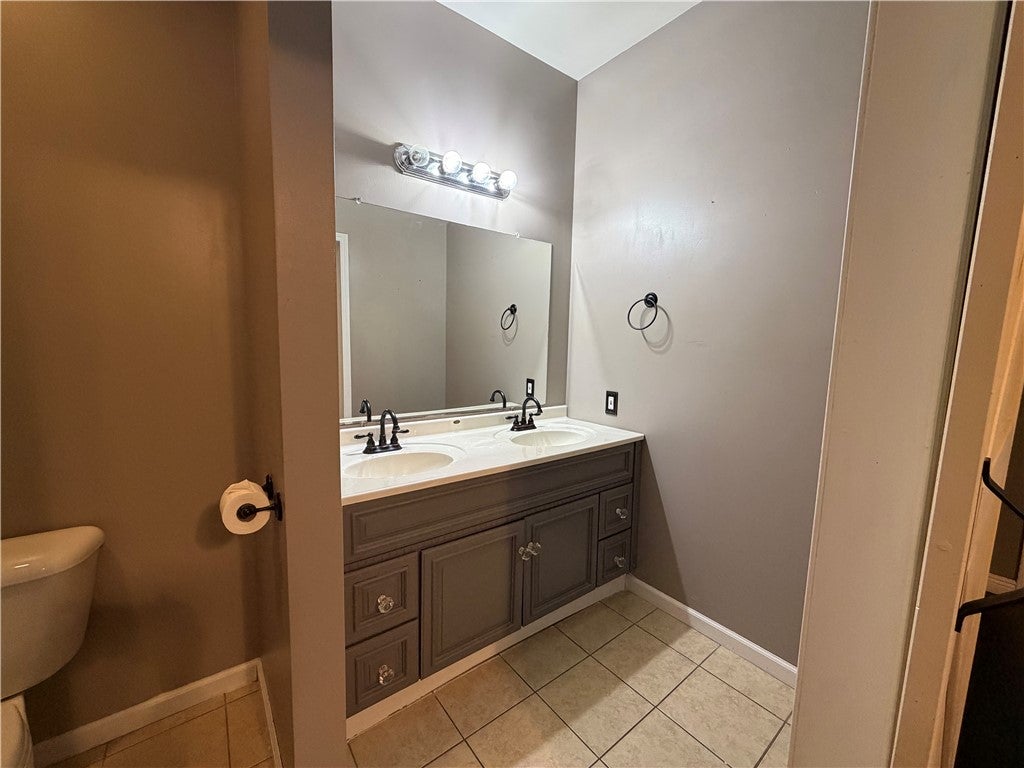 2 Hickory Ridge Drive Charleston, IL 61920 - Photo 19 of 28 Gallery Image 19