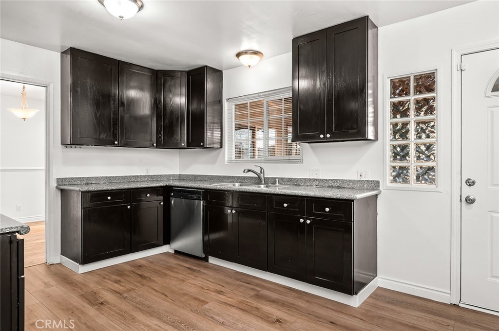 6131 Wiehe Avenue Riverside, CA 92506 - Photo 12 of 45