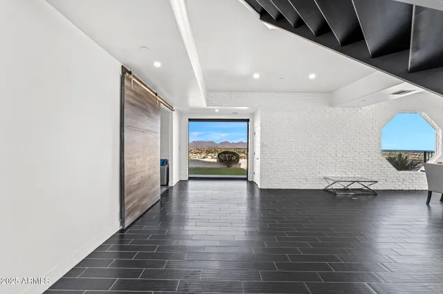 $2,250,000 | 18812 North 22nd Street, Phoenix, AZ 85024