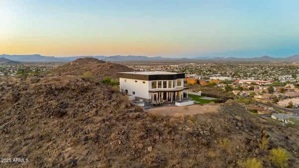 $2,250,000 | 18812 North 22nd Street, Phoenix, AZ 85024