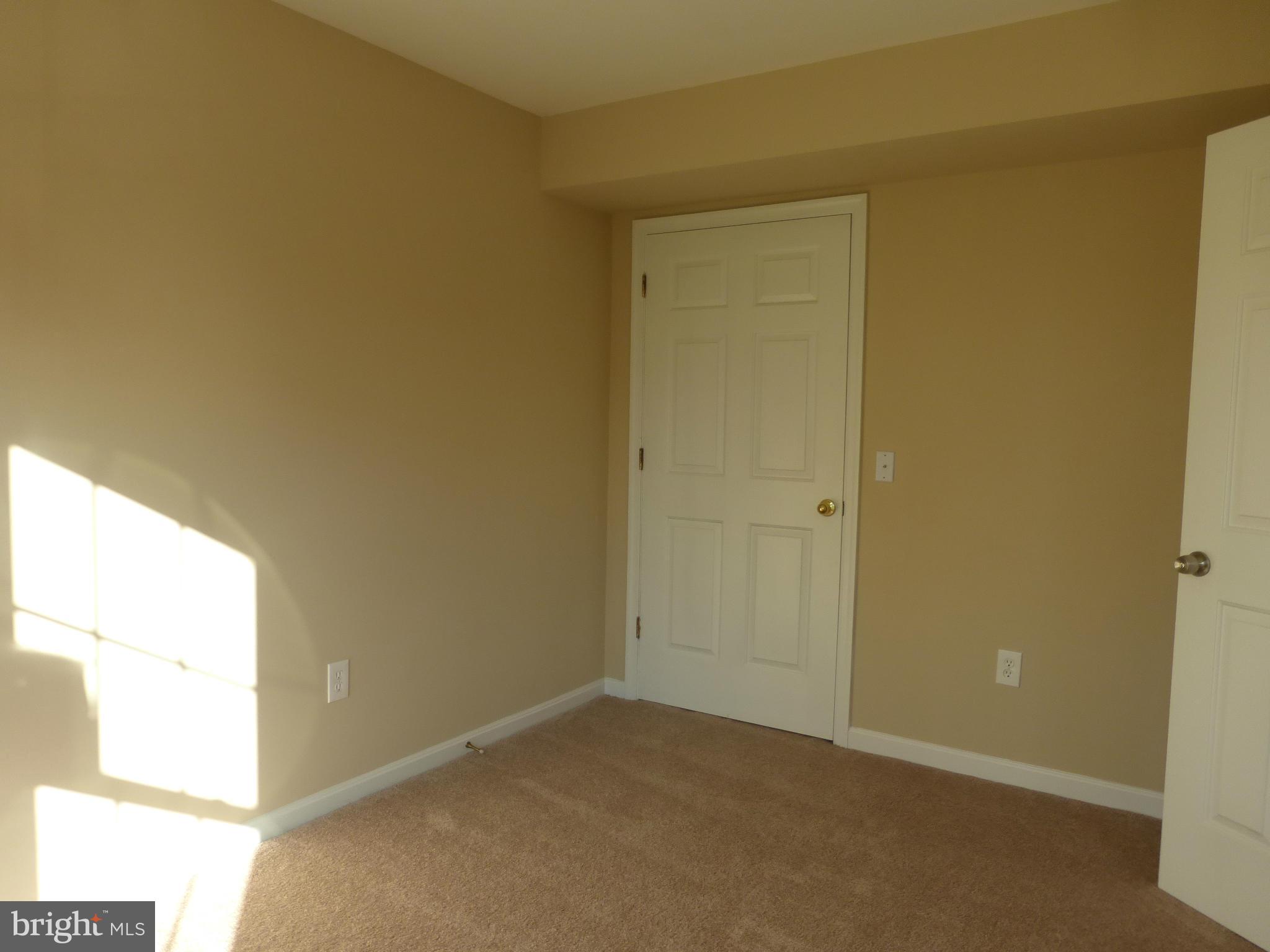 650 Wild Hunt Road Frederick, MD 21703 - Photo 9 of 14 a view of an empty room