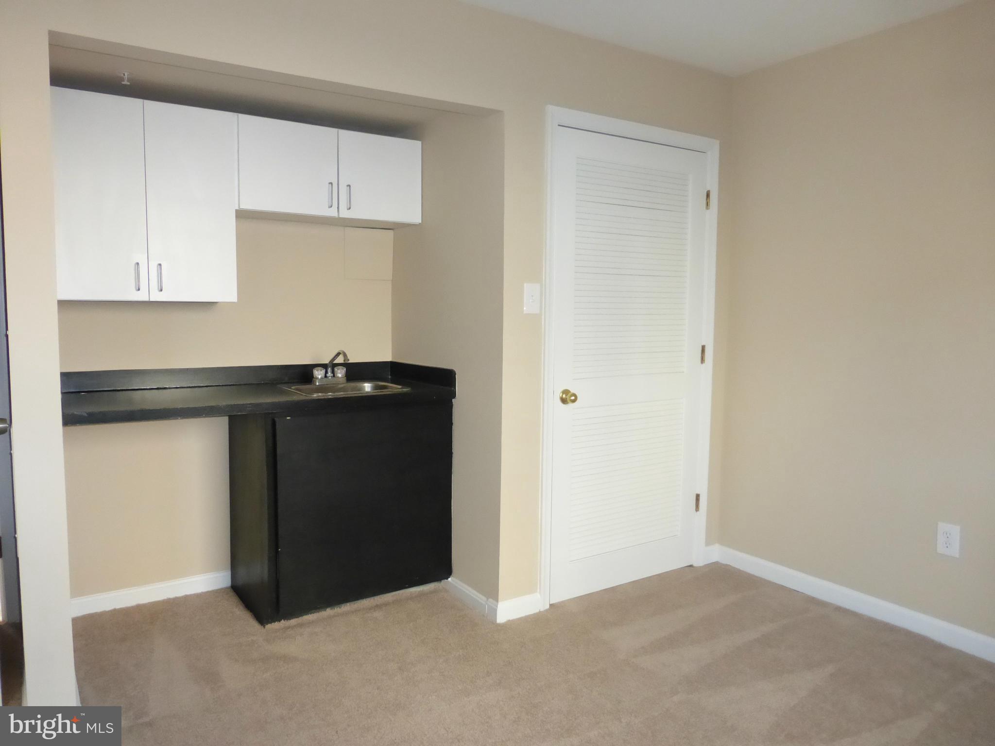 650 Wild Hunt Road Frederick, MD 21703 - Photo 10 of 14 a kitchen with a sink