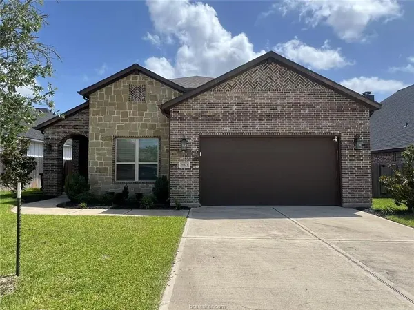 $2,900 | 3903 Eskew Drive, College Station, TX 77845