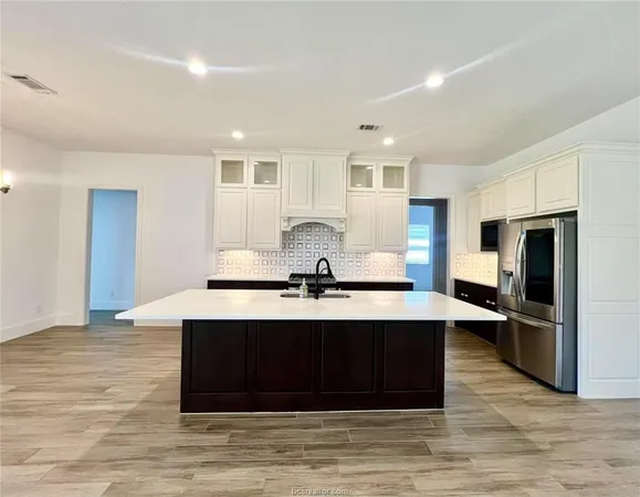 $2,900 | 3903 Eskew Drive, College Station, TX 77845