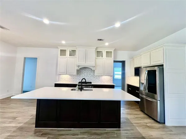 $2,900 | 3903 Eskew Drive, College Station, TX 77845