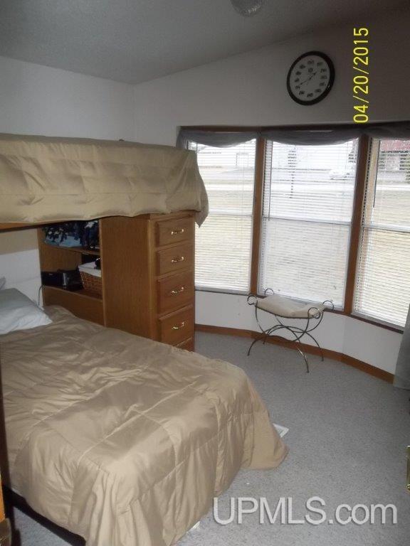 5001 Danforth Road Escanaba, MI 49829 - Photo 9 of 15