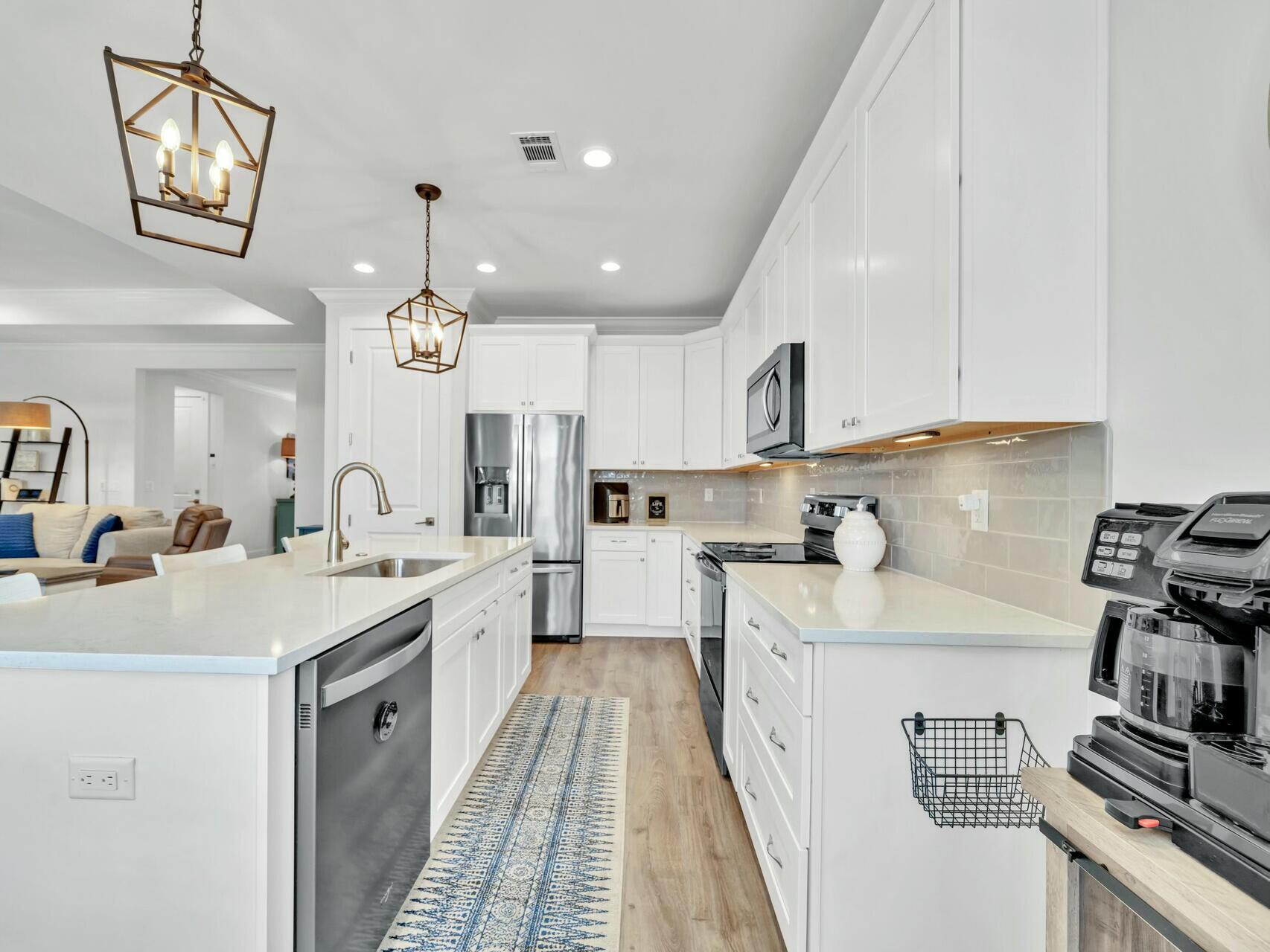 176 Hibernate Way Freeport, FL 32439 - Photo 19 of 66 Kitchen