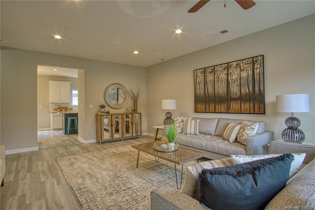 2120 Midnight Blue Lane Fort Mill, SC 29708 - Photo 3 of 20