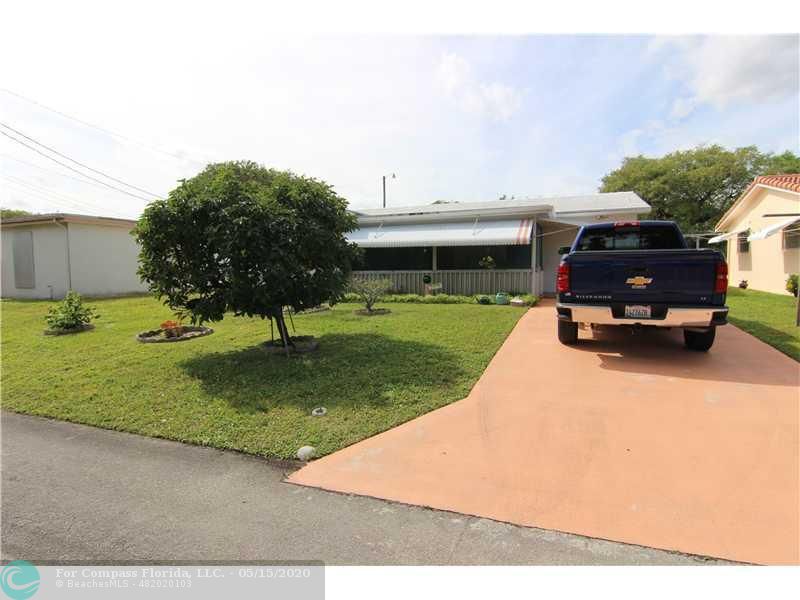 2015 North Park Road Hollywood, FL 33021 - Photo 16 of 20 Yard/Garden