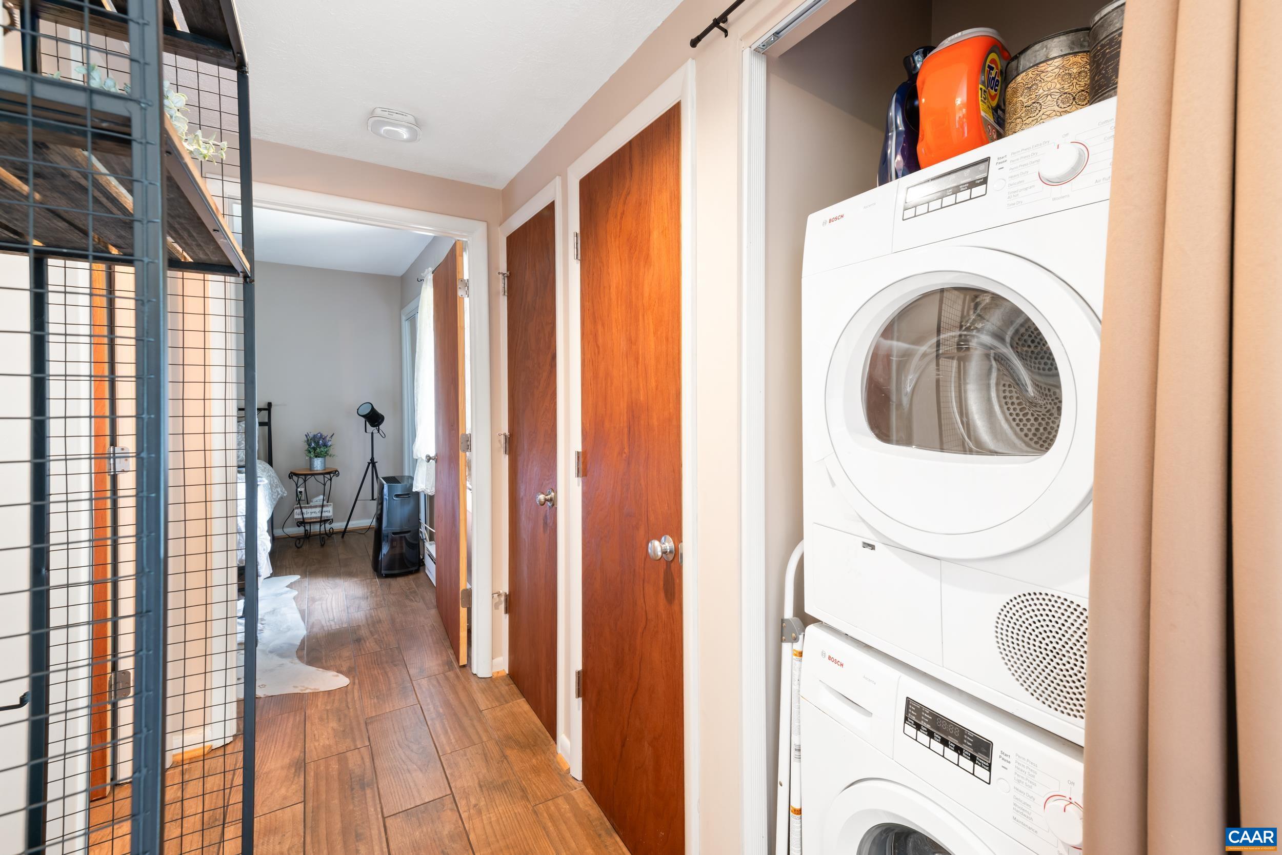 2225 Tanners Ridge Roseland, VA 22967 - Photo 10 of 26 a utility room with dryer and washer