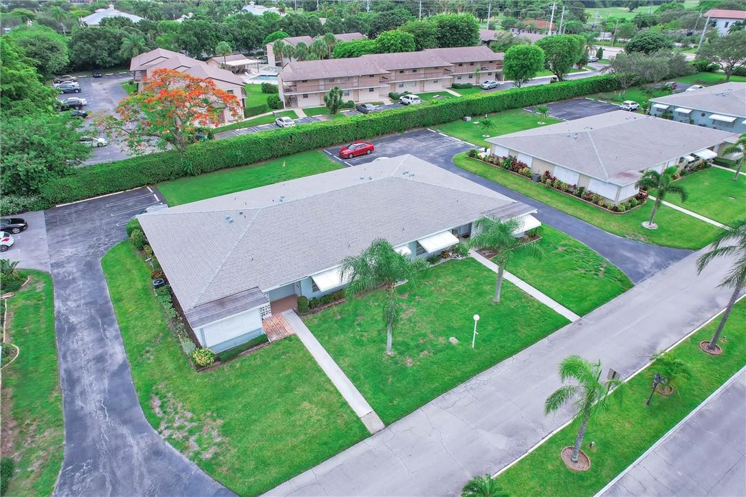 130 High Point Boulevard, Unit C Delray Beach, FL 33445 - Photo 8 of 30 Photo 8