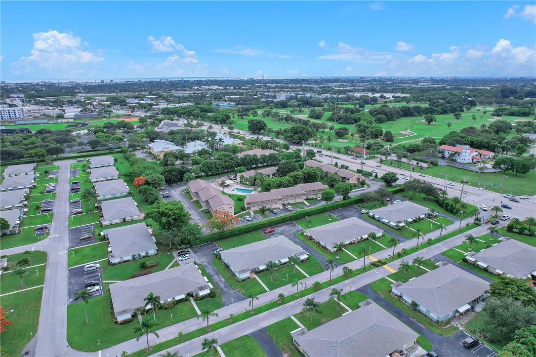 130 High Point Boulevard, Unit C Delray Beach, FL 33445 - Photo 9 of 30 Photo 9