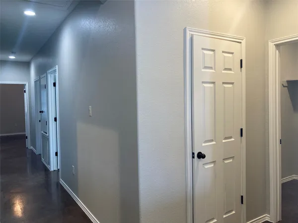 $1,700 | 234 Joanne Loop, Unit B, Buda, TX 78610
