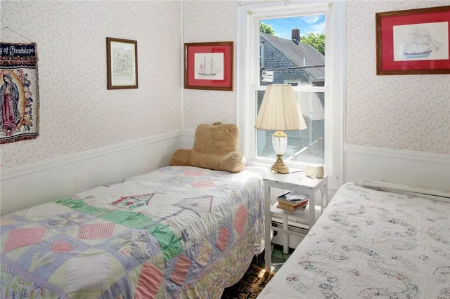 $2,700 | 5 Davis Court, Newport, RI 02840