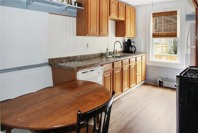 $2,700 | 5 Davis Court, Newport, RI 02840