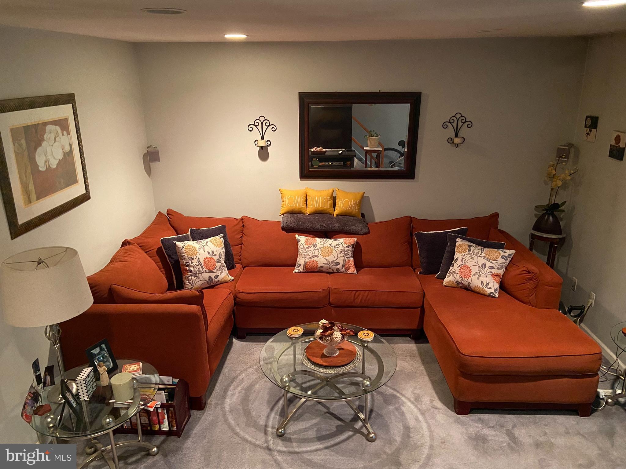 12117 Rambler Road Philadelphia, PA 19154 - Photo 2 of 32