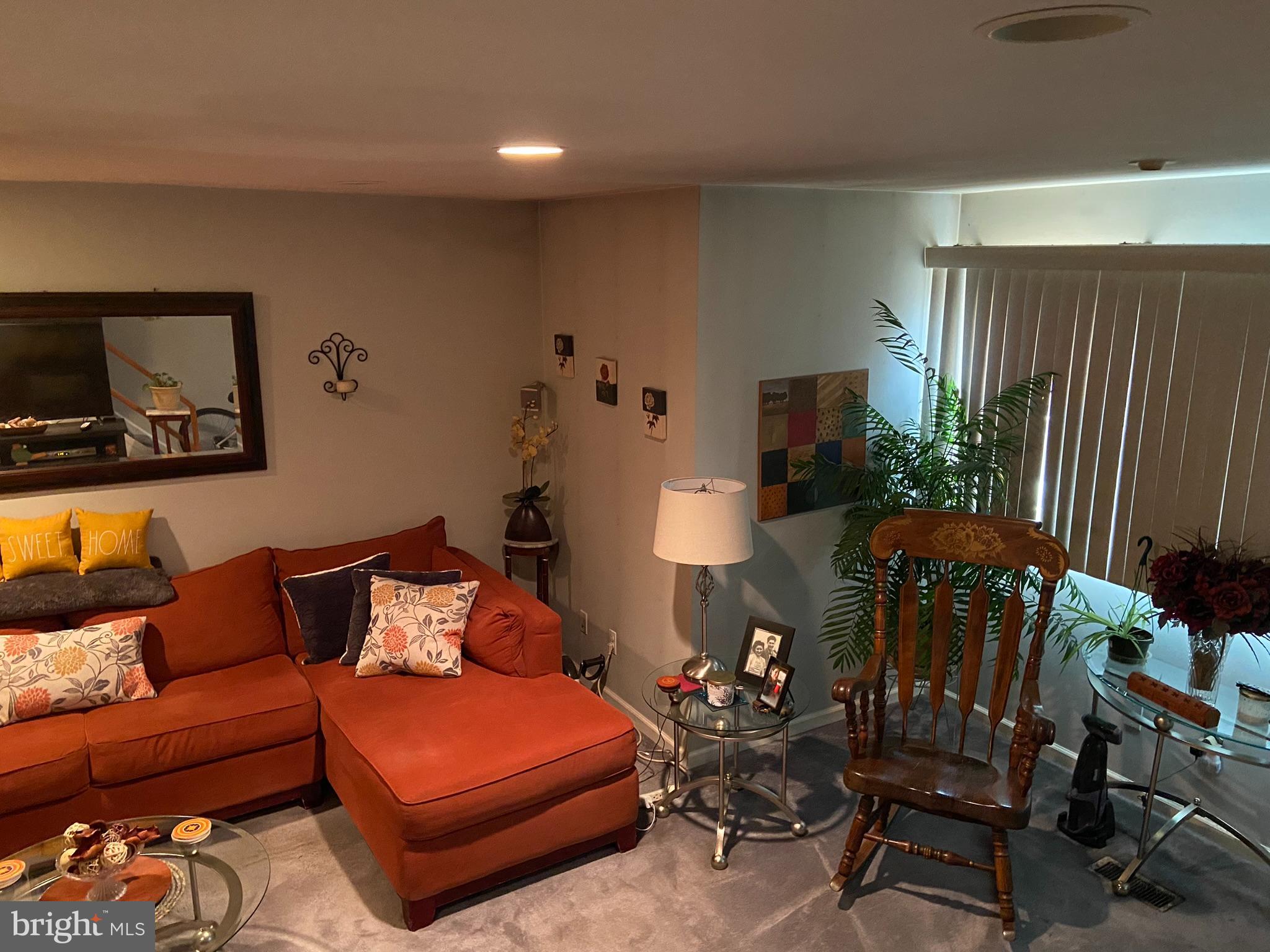 12117 Rambler Road Philadelphia, PA 19154 - Photo 5 of 32