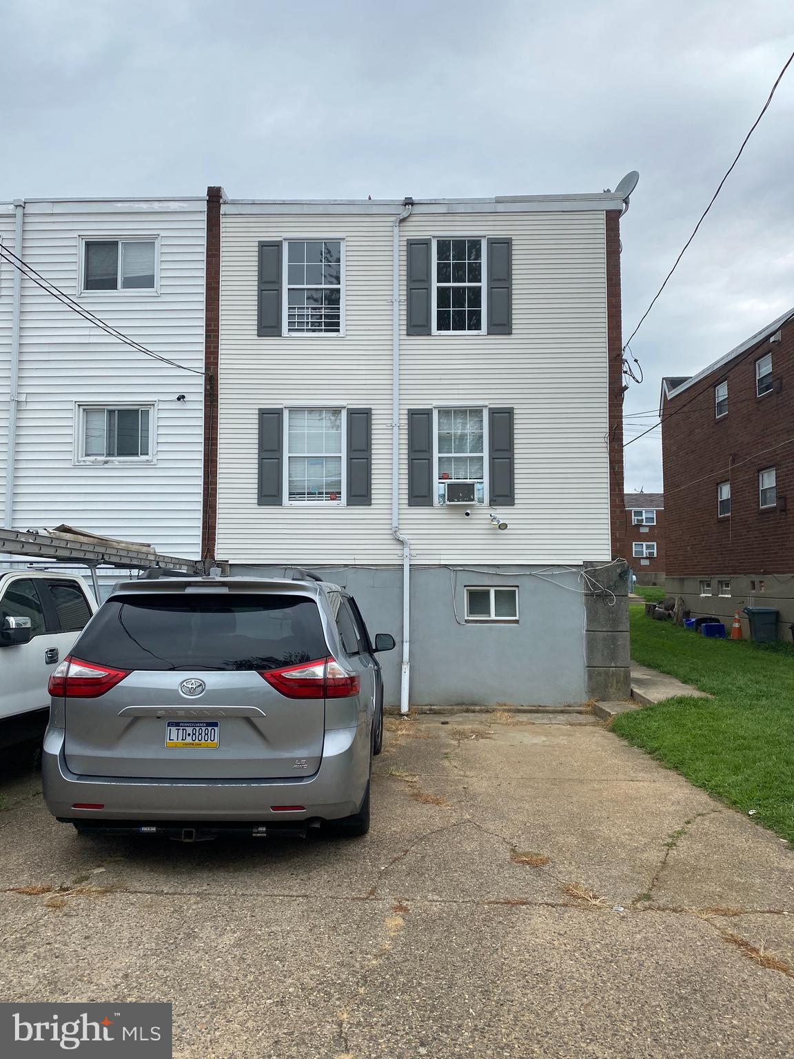 9431 Kirkwood Road Philadelphia, PA 19114 - Photo 10 of 29 Gallery Image 10